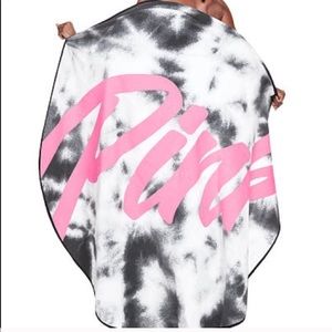 Victoria’s Secret Pink circle towel NEW